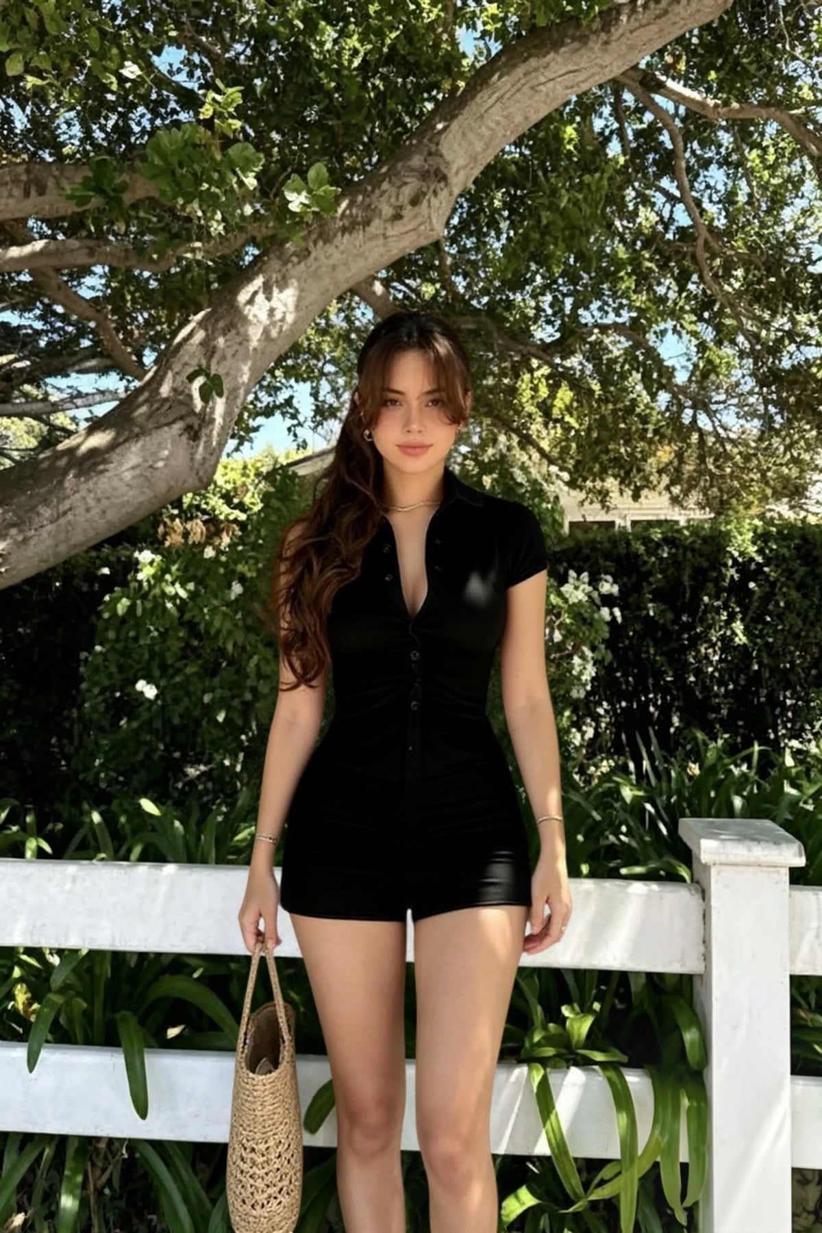 Solid V-neck Short Sleeve Romper