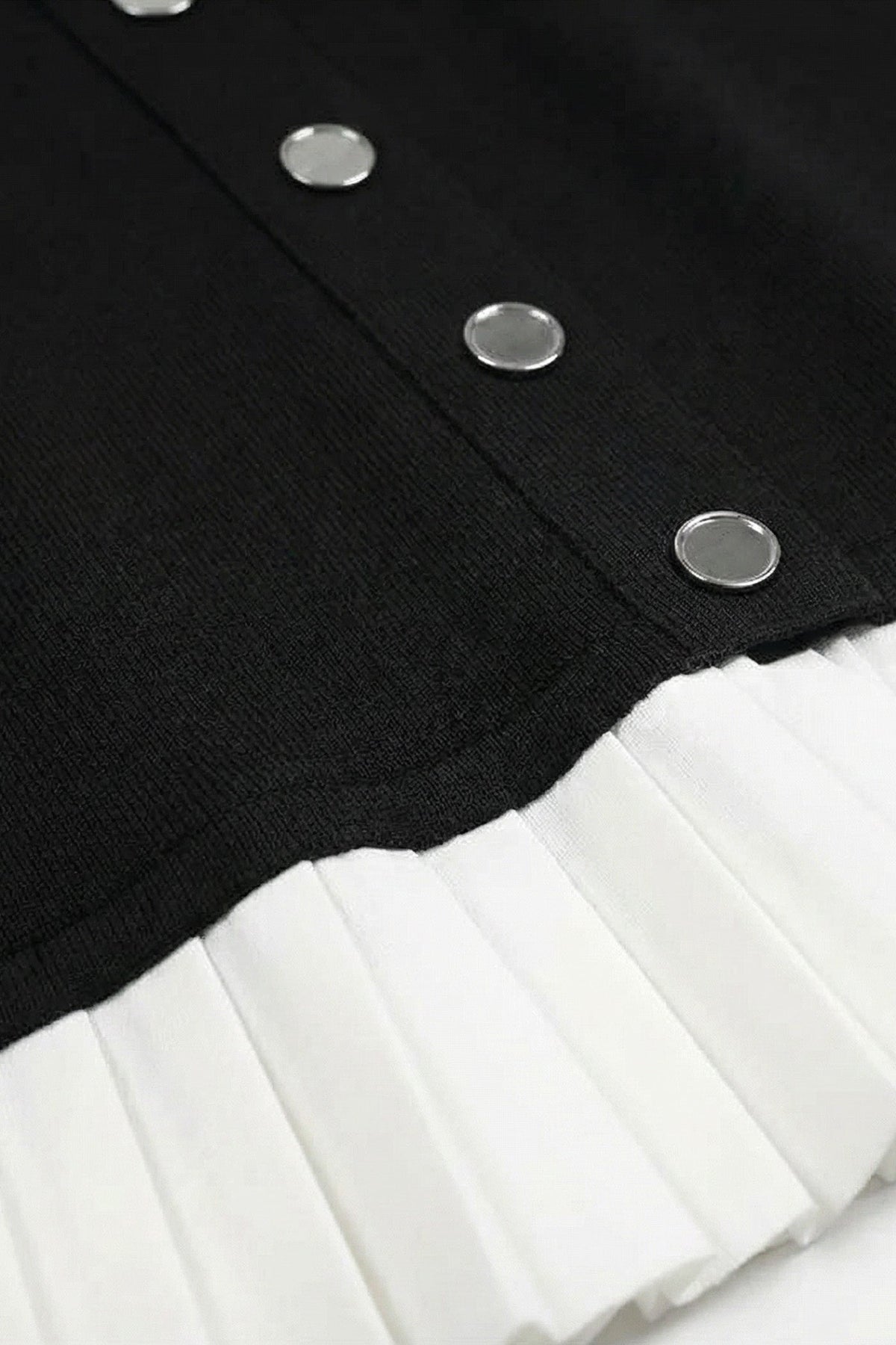Ribbed Knit Short Sleeve Button Front Contrast Pleated Mini Dress - View 5