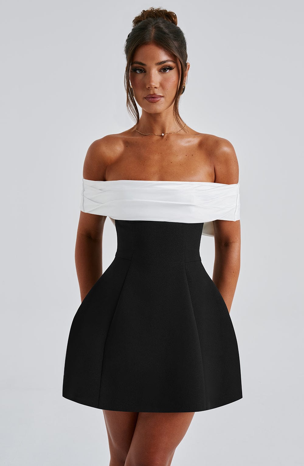 Off Shoulder Colorblock Fit and Flare Pocket Mini Dress - View 5