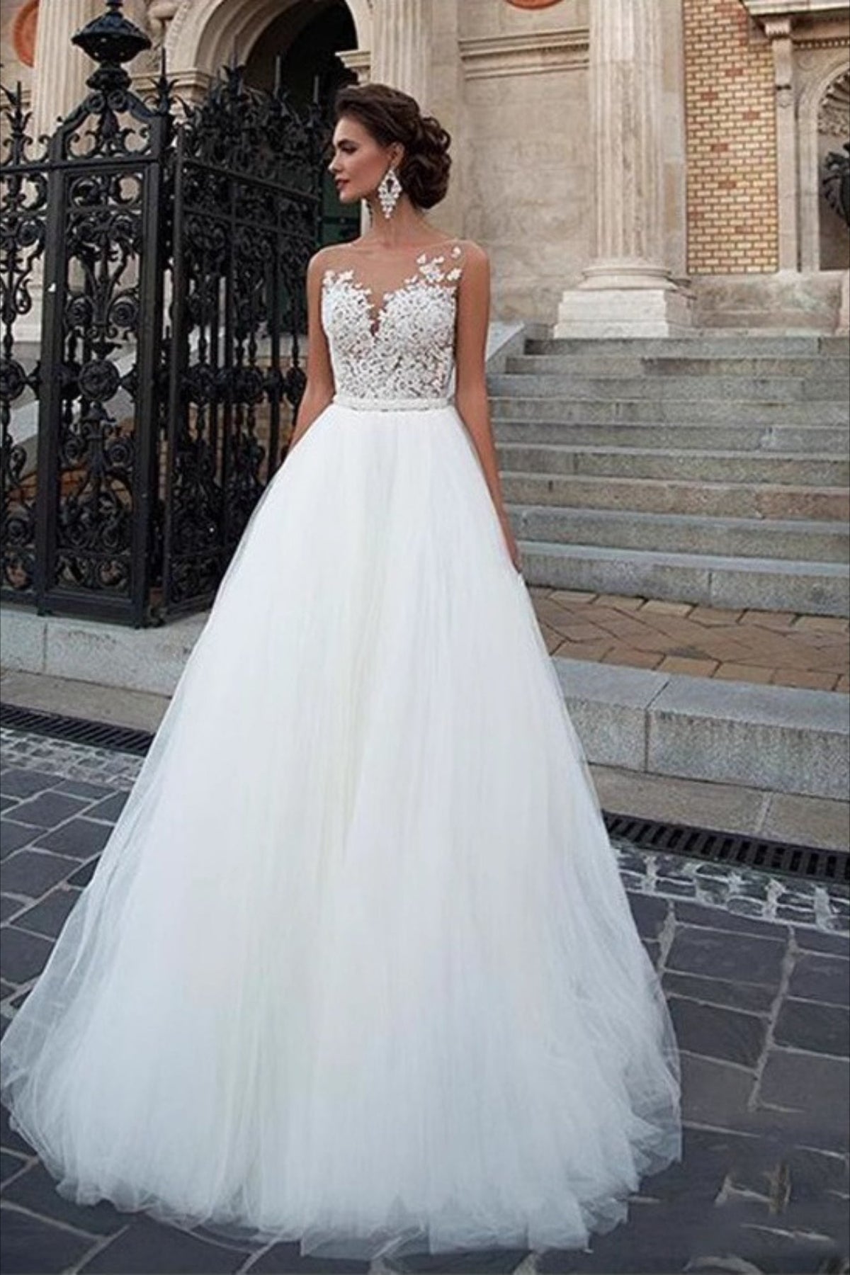Sleeveless Illusion Lace Sweetheart Beaded Waist Tulle Gown