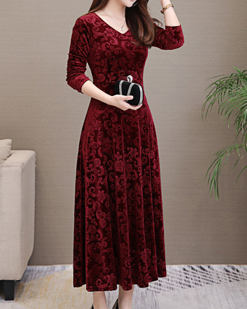 Velvet Burnout Damask V-Neck Three Quarter Sleeve A-Line Maxi Dress - View 2