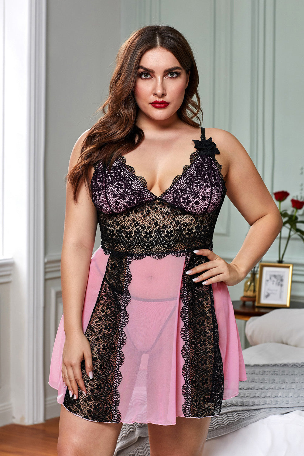 Floral Lace Spaghetti Strap Scalloped V-Neck Vertical Panel Gown - View 10