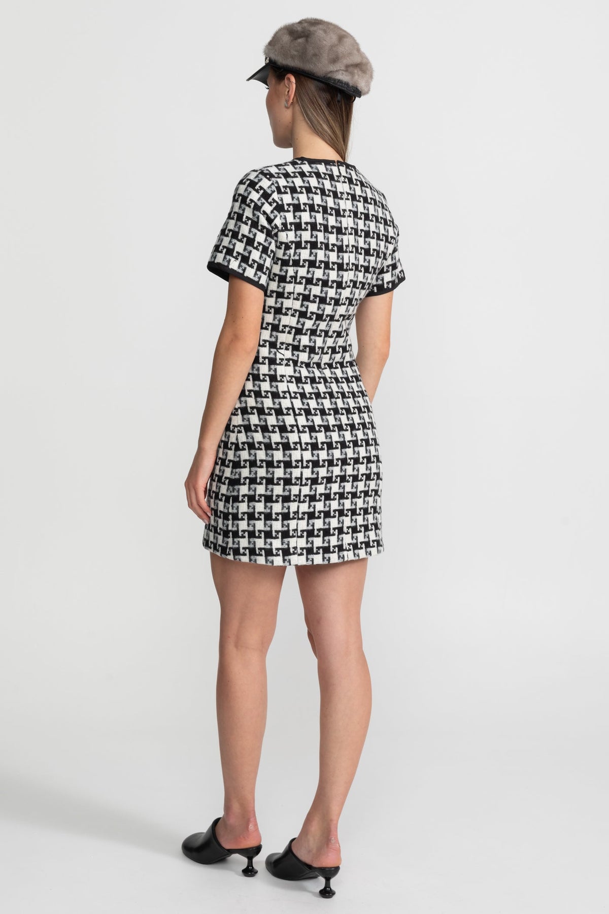 Velvet Bow Tweed Mini Dress With Check Pattern – Black And White - View 5