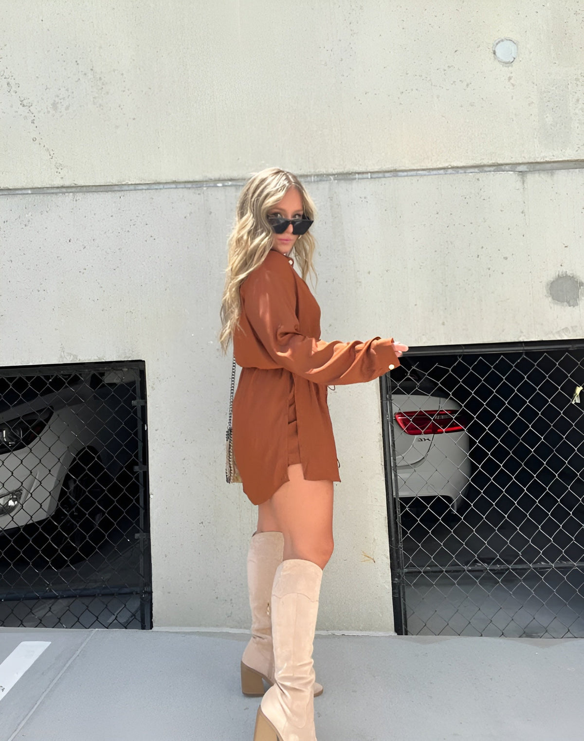 Long Sleeve Button Front Collared Waist Cinched Shirt Mini Dress - View 16