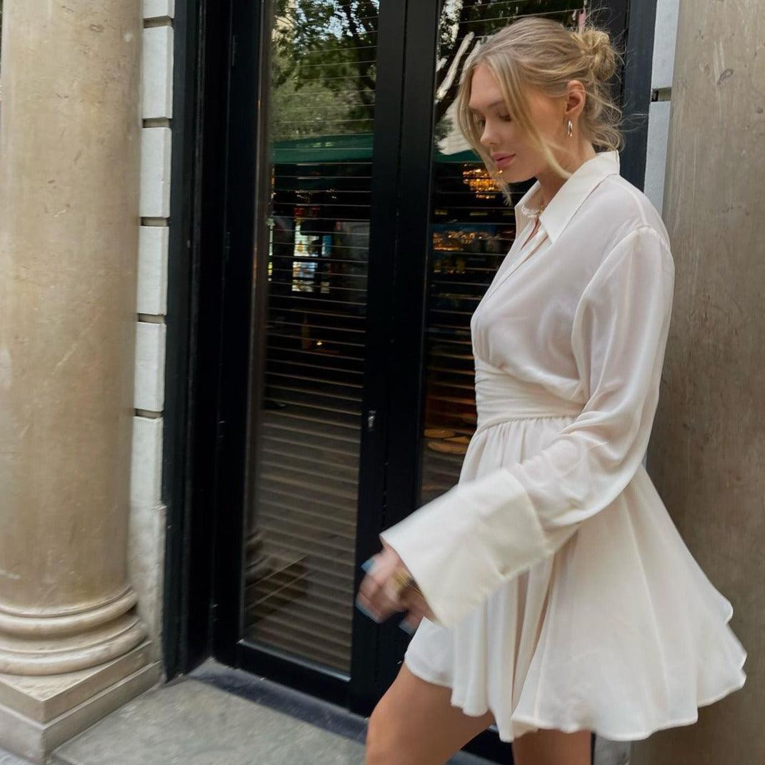 Deep V-Neck Shirt Collar Ruched Waist Bell Sleeve Mini Dress - View 3
