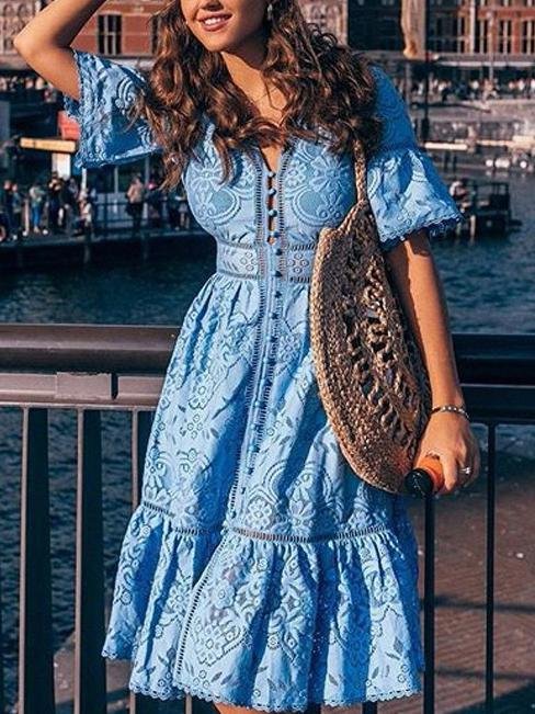 Lace Deep V-Neck Short Bell Sleeve Tiered Lace Trim Midi Dress - View 3